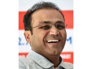 கண்ணு சரியா தெரியலை.. அதான் சரியா ஆட முடியலை... இப்ப ஓகே... ஷேவாக் திடுக் தகவல்!