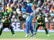 இந்தியா-பாக் கிாிக்கெட் தொடா் நடைபெறுவதில் சிக்கல்...ஒளிபரப்பு உாிமைக்காக குடுமிபிடி சண்டை....