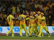 ஐ.பி.எல்.2015: சபாஷ் சென்னை- பெங்களூருவை வீழ்த்தி இறுதிப் போட்டிக்கு தகுதி பெற்றது!