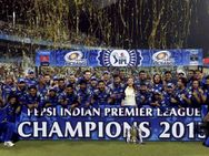 ஐபிஎல்-8: சென்னையை 41 ரன்கள் வித்தியாசத்தில் வீழ்த்தி மும்பை இந்தியன்ஸ் சாம்பியன்!