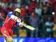 டி20 போட்டியில், 64 பந்துகளில் 151 ரன்கள் குவித்த கெய்ல்! அப்படியும் தோற்றது அவர் அணி!