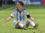 வரலாறு படைத்தது சிலி.. வாங்கிக் கட்டிக் கொண்டது அர்ஜென்டினா.. கோபா அமெரிக்காவில் கலக்கல் ரிசல்ட்!