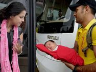 34வது பிறந்த நாளில் டோணிக்கு கிடைத்த விலை மதிப்பில்லா கிஃப்ட்!