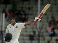 சர்வதேச இடதுகையாளர் தினத்தில், சதம் அடித்து சாதித்த இடதுகை பேட்ஸ்மேன் தவான்