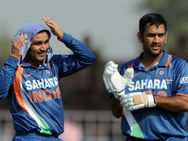 மீண்டும் ஓரணியில் டோணி, ஷேவாக் - மெக்கலம், லாரா அணிக்கு எதிராக மோதுகிறார்கள்