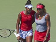 அந்தப் பக்கம் போய்ராதீங்க.. ரெண்டு அக்கா, தங்கச்சிங்க 