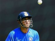 என்னை சிறந்த கிரிக்கெட் வீரராக மாற்றிய பெருமை டோணிக்கே சேரும்.. சொல்வது தென் ஆப்பிரிக்க கேப்டன்!