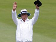 வரலாறு (நமக்கும்) முக்கியம் அமைச்சரே.. முதல் பகல் இரவு டெஸ்ட் போட்டியில் 