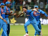 முதல் 3 பந்துகளில் அம்பி, கடைசி 3 பந்துகளில் அந்நியன்.. இப்படித்தான் வங்கதேசத்தை சாய்த்தது இந்தியா