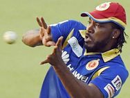 ஆபாச பேச்சுக்களால் கெயிலுக்கு காத்திருக்கு ஆப்பு