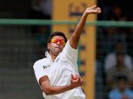 கும்ப்ளே, சந்திராவுக்குப் பக்கத்தில் போய் உட்கார்ந்த அஸ்வின்!