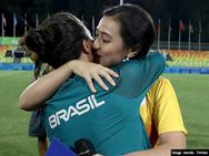 ஏய்... நாம ரெண்டு பேரும் கல்யாணம் பண்ணிக்கலாமா??