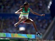 வாவ்.. ஒத்த ஷூவுடன் மொத்த தூரத்தையும் ஓடி முடித்து அசத்திய எத்தியோப்பியா வீராங்கனை!