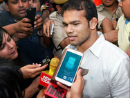 இந்திய மல்யுத்த வீரர் நர்சிங் யாதவ் ஒலிம்பிக் போட்டியில் பங்கேற்க அனுமதி