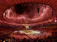 கண்கவர் நிகழ்ச்சிகளுடன் நிறைவடைந்தது ரியோ ஒலிம்பிக்.. பதக்க பட்டியலில் இந்தியாவுக்கு 67வது இடம்