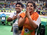 சாக்‌ஷிக்கு மீண்டும் “வெண்கலம்”... ராணி லட்சுமி பாய் விருது அறிவித்தார் அகிலேஷ் யாதவ்