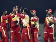 டி.என்.பி.எல்: 7 விக்கெட் வித்தியாசத்தில் காஞ்சி வாரியர்ஸை வென்றது சென்னை சூப்பர் கில்லீஸ் #TNPL