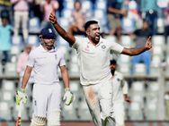 ஒரே போட்டியில் இரட்டை மைல் கல்.. கபில்தேவாக மாறினார், கபில்தேவை முந்தினார்.. அஸ்வின் அமர்க்களம்