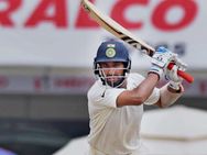 ஆஸி.க்கு எதிரான டெஸ்ட்டில் புஜாரா அதிரடி இரட்டை சதம்- சஹா சதம்!