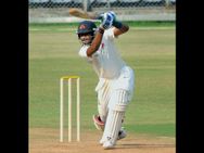 4வது டெஸ்ட்: விலகினார் விராட் கோஹ்லி? ஸ்ரேயாஸ் ஐயர் சேர்ப்பு !