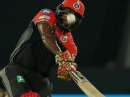 10-வது ஐபிஎல்: சொந்த மண்ணில் டெல்லி அணியை வீழ்த்தியது பெங்களூர் !