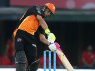 ஐபிஎல் முதல் போட்டி: பெங்களூர் அணியை 35 ரன்கள் வித்தியாசத்தில் வீழ்த்தியது சன்ரைசர்ஸ் ஹைதராபாத்