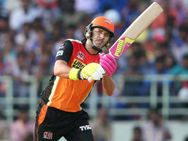 ஐபிஎல்லில் மீண்டும் ஃபுல் ஃபார்மில் யுவி! 27 பந்துகளில் 62 ரன்கள் குவித்து சரவெடி!