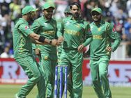 பாகிஸ்தான் டீமுக்குள் பெரிய பஞ்சாயத்து ஓடிட்டிருக்கு பாஸ்!