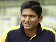 இந்திய கிரிக்கெட் அணி பயிற்சியாளர் பதவி.. கும்ப்ளே 'நண்பர்' வெங்கடேஷ் பிரசாத் ரெடி!