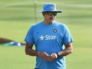 இன்னும் சண்டை ஓயவில்லை.. பந்து வீச்சு கோச்சை மாற்ற அடம் பிடிக்கும் ரவி சாஸ்திரி