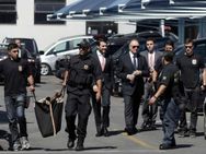 அடப்பாவிங்களா.. இப்படியெல்லாமா ஊழல் செய்வீங்க?