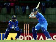 தாத்தாவுக்கு உடம்பு சரியில்லே.. வயித்துல வலி தாங்க முடியலே.. பிச்சிக்கிட்டு ஓடும் இலங்கை!