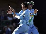 நான் தலைகீழாத்தான் சொல்லுவேன்... சேவாக்கிற்கு வித்தியாசமாக வாழ்த்து சொன்ன சச்சின்!