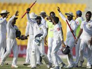 நான்கு நாட்கள் உருட்டினார்கள், கடைசி நாளில் சுருட்டினார்கள்!