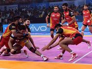 தோல்வியடைந்தாலும் முன்னேறிய யுபி யோத்தா