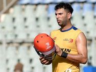 யுவராஜ் சிங் மீது குடும்ப நல நீதிமன்றத்தில் வழக்கு... தம்பி மனைவி கொடுத்த புகாரால் பரபரப்பு