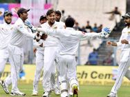 கொல்கத்தா டெஸ்ட்: 'தனி ஒருவனாக' சாதித்த புஜாரா.. முதல் இன்னிங்சில் 172 ரன்களில் இந்தியா ஆல்அவுட்