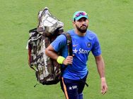 எப்ப பாஸ் வெல்டிங் வேலை பார்க்க ஆரம்பிச்சீங்க.. சோயப் அக்தருக்கு யுவராஜ்சிங் மரண கலாய்