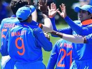 ஜூனியர் உலக கோப்பை அரையிறுதி: 203 ரன்கள் வித்தியாசத்தில் பாக்.கை வீழ்த்திய இந்தியா!