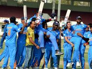 உலகக் கோப்பை அரை இறுதிக்கு முன்றியது இந்தியா