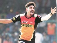 கோஹ்லியின் செல்ல பிள்ளை அணிக்கு வந்தார்... முகமது சிராஜை சிறைபிடித்த பெங்களூர்!