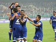 யாரு டாப்பு… பெங்களூரு, சென்னை இன்று மோதல்!