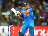 இது பழைய டோணி கிடையாது.. இன்னும் அவர் அணிக்கு வேணுமா?.. கேள்வி கேட்கும் முன்னாள் வீரர்கள்!