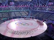 கொரியாவில் கோலாகலமாக தொடங்கியது குளிர்கால ஒலிம்பிக்ஸ் 2018