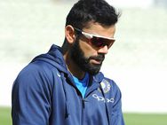 கோஹ்லி பாகிஸ்தானில் கிரிக்கெட் விளையாட வேண்டும்... ரசிகர்களின் வைரல் கோரிக்கை