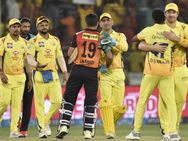 வயசான டீம் பாஸ்.. யாருமே பார்ம்ல இல்லை.. விமர்சனங்களுக்கு கெத்தாக பதிலடி கொடுக்கும் சிஎஸ்கே!