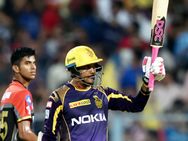 பேட்ஸ்மேன் அவதாரம் எடுத்த கே.கே.ஆரின் சுனில் நரேன்.. கப் நமது இல்லையா மிஸ்டர் கோஹ்லி?