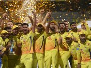 2 வருட தடை.. தொடர் அவமானம்.. கடைசியில் ஒரு ஐபிஎல் கோப்பை.. தோனி கற்றுக்கொடுத்த 5 விஷயங்கள்!