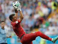 ஃபிபா உலகக் கோப்பை... இரண்டாவது சுற்றுக்கு அசத்தல் என்டரி... ரஷ்யா மற்றும் உருகுவே மிரட்டல்!