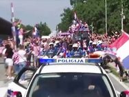 குரேஷியாவில் களை கட்டிய கொண்டாட்டம்... வீரர்களை எப்படி வரவேற்றனர் தெரியுமா!